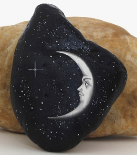 MĚSÍC - MOON